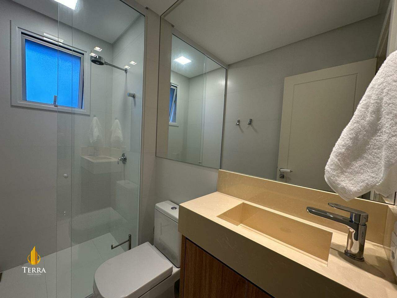 Hamptons Village Apartamento com 4 quartos, Centro: 