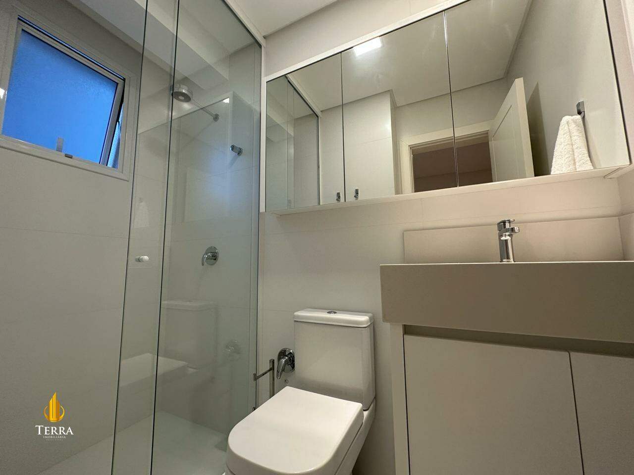 Hamptons Village Apartamento com 4 quartos, Centro: 