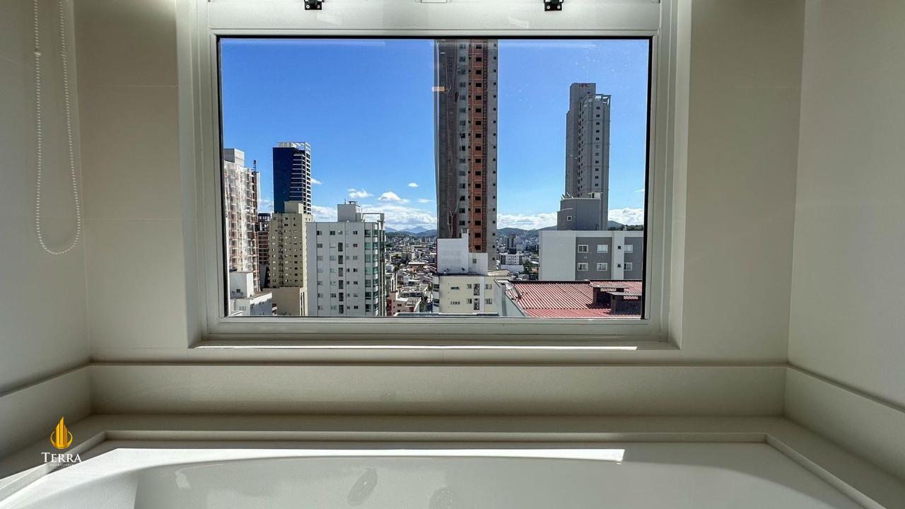 Edifício Dresden Residence Cobertura com 4 quartos, Centro: