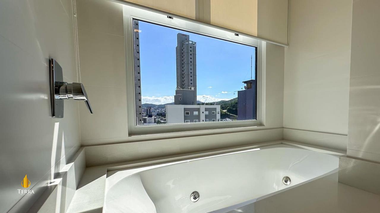 Edifício Dresden Residence Cobertura com 4 quartos, Centro: