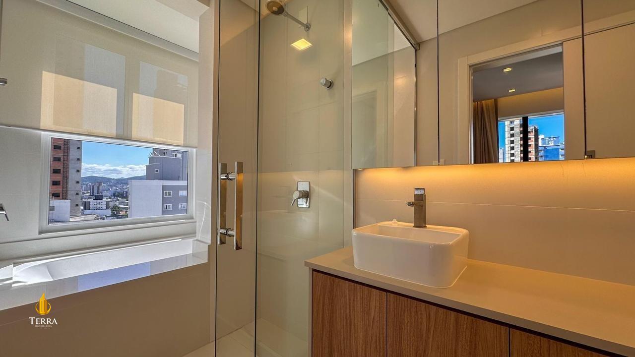 Edifício Dresden Residence Cobertura com 4 quartos, Centro: