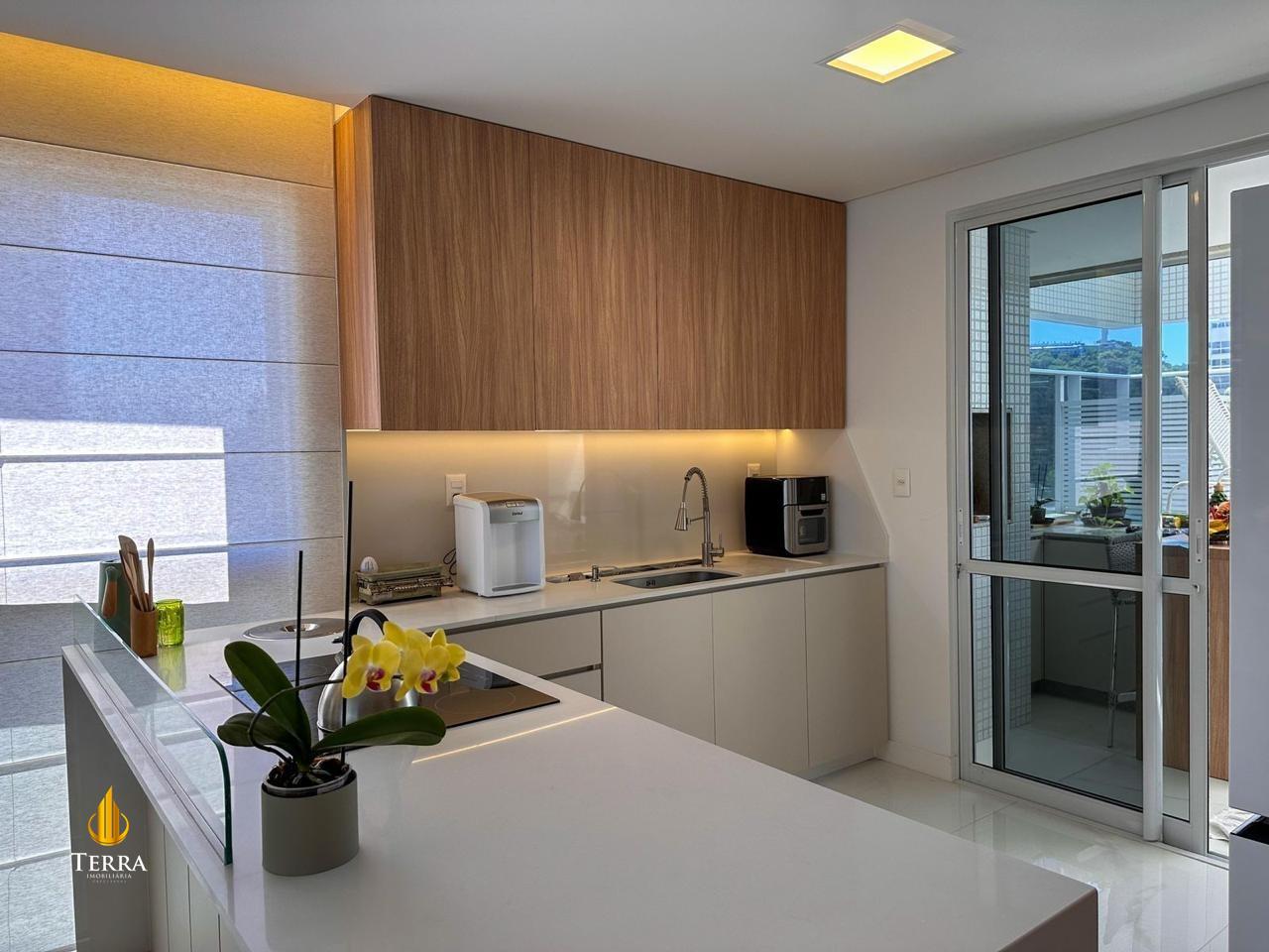 Edifício Dresden Residence Cobertura com 4 quartos, Centro: