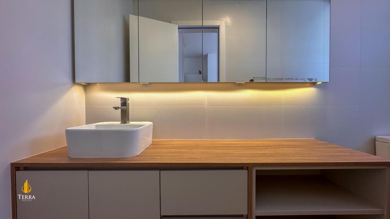 Edifício Dresden Residence Cobertura com 4 quartos, Centro: