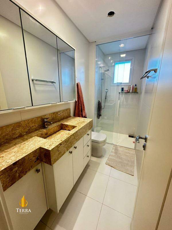 Hamptons Village Apartamento com 4 quartos, Centro: 