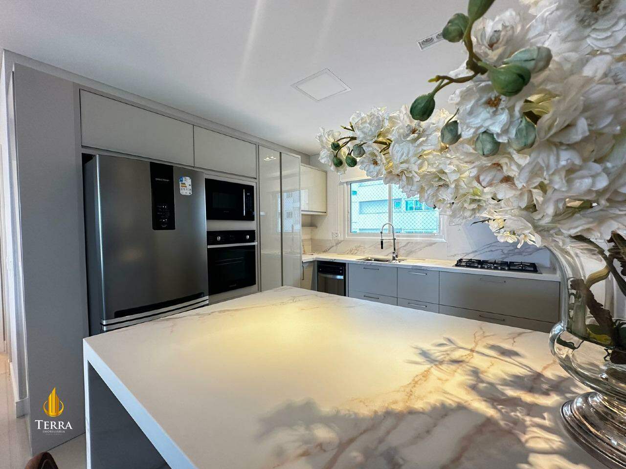 Hamptons Village Apartamento com 4 quartos, Centro: 