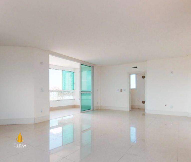 Edifício San Gennaro Apartamento com 3 quartos, Centro: 