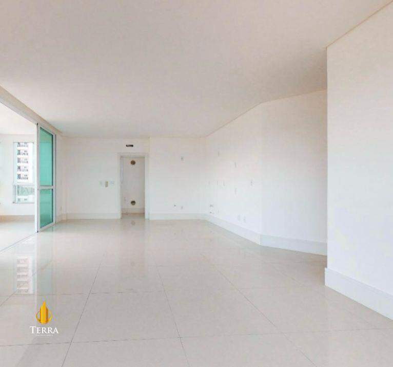 Edifício San Gennaro Apartamento com 3 quartos, Centro: 