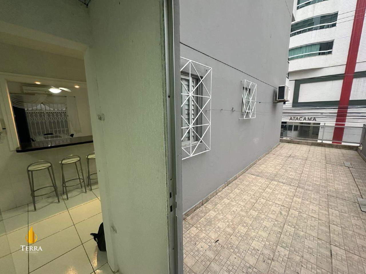 Edifício Dona Henriqueta Apartamento com 2 quartos, Centro: 