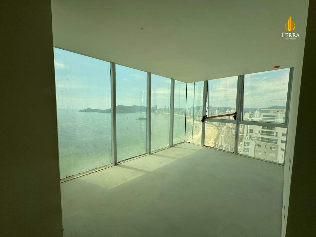 Boreal Tower Apartamento com 4 quartos, Centro: 