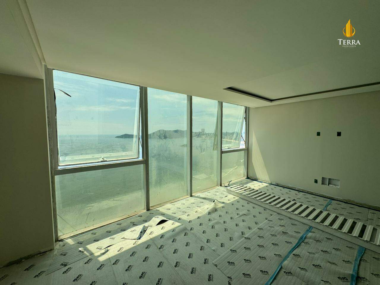 Boreal Tower Apartamento com 4 quartos, Centro: 