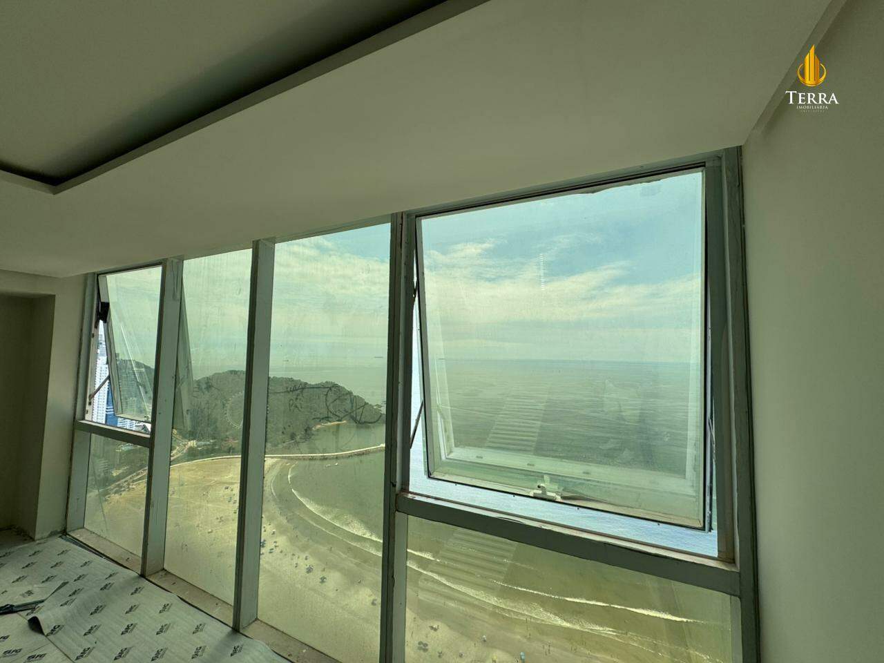 Boreal Tower Apartamento com 4 quartos, Centro: 