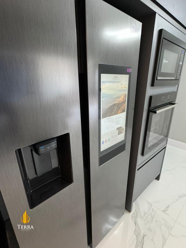 Edifício Lady Apartamento com 4 quartos, Centro: