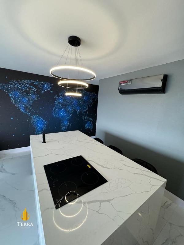 Edifício Lady Apartamento com 4 quartos, Centro: