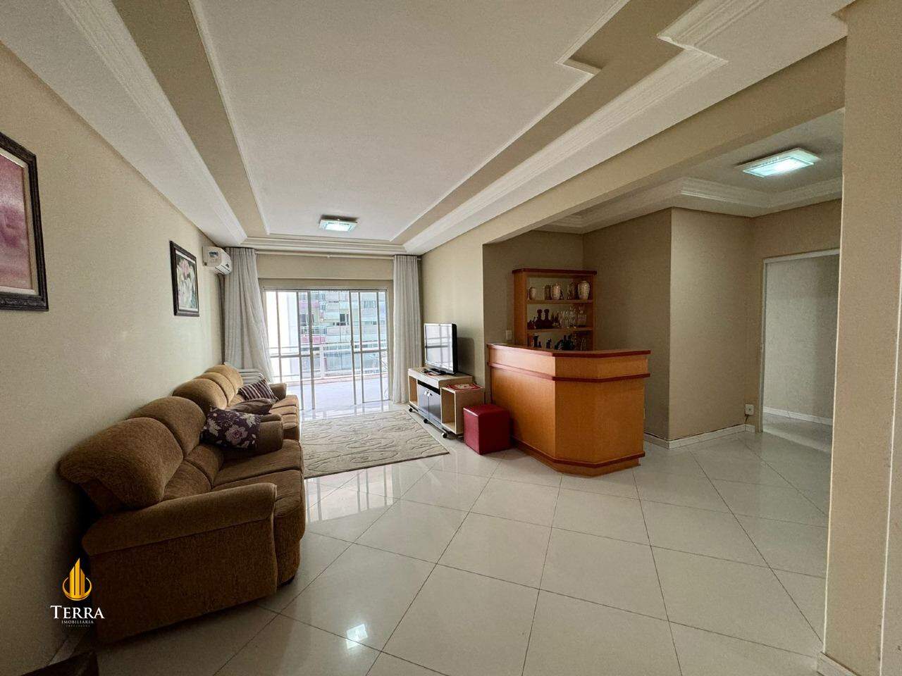 Edifício Aconcagua Apartamento com 3 quartos, Centro: 