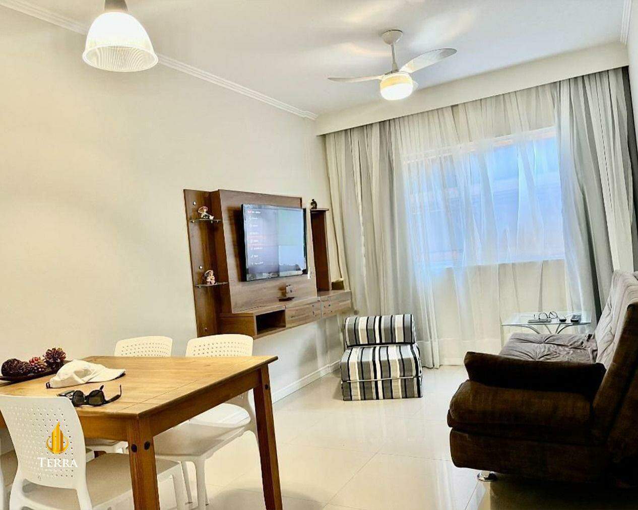 Edifício Mariano Moreno Apartamento com 1 quarto, Centro: