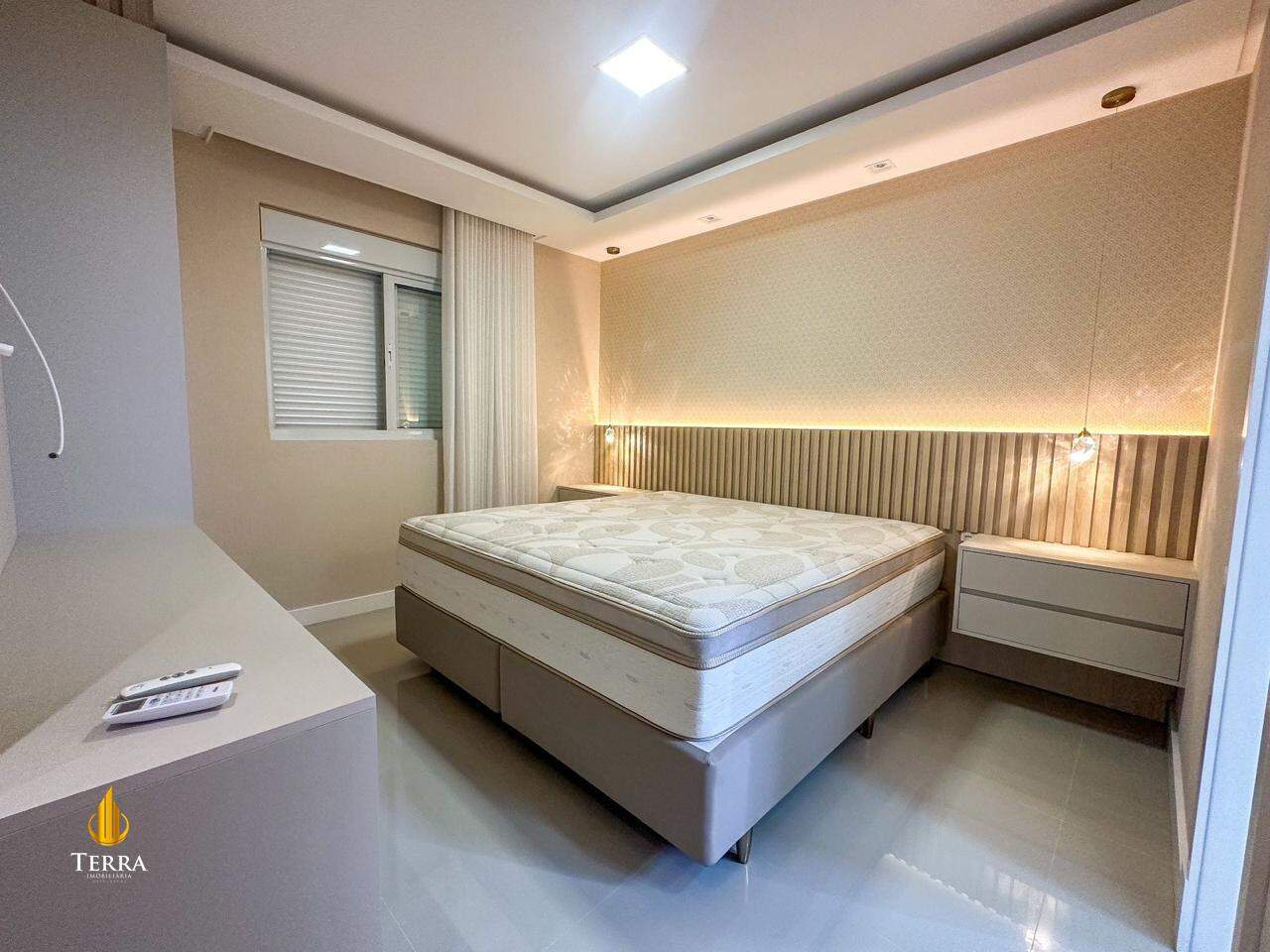 Portinax Residence Apartamento com 3 quartos, Centro: 