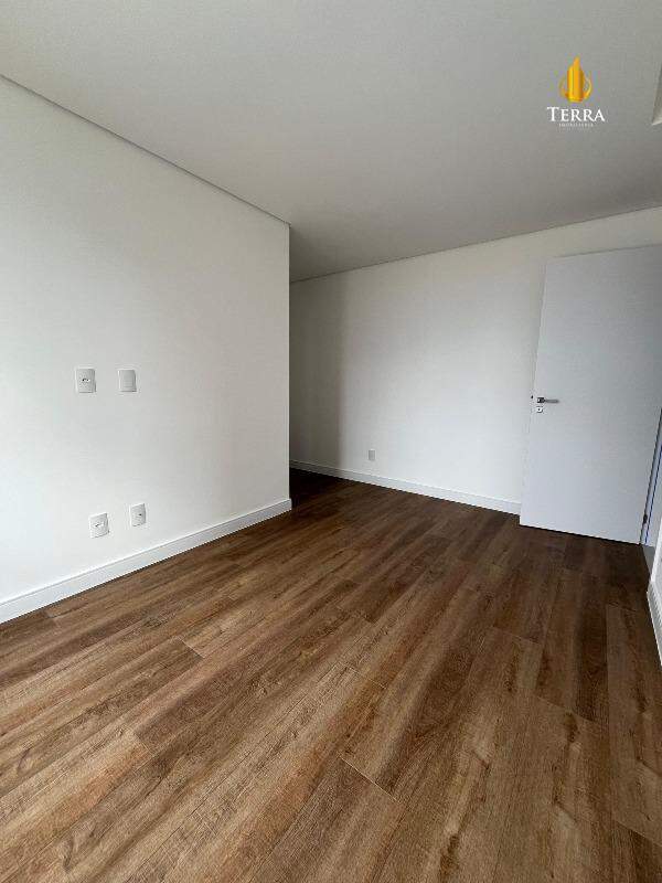 Duo Praia Brava Apartamento com 2 quartos, Praia Brava: 