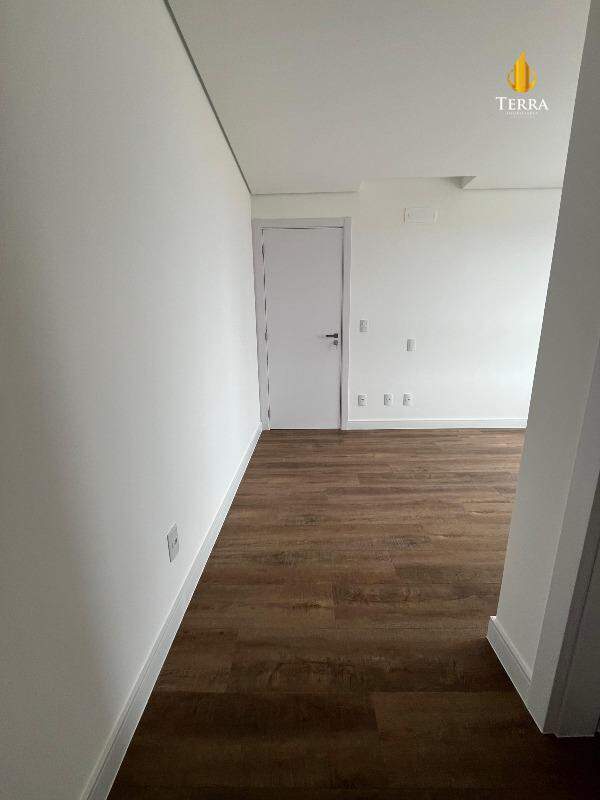 Duo Praia Brava Apartamento com 2 quartos, Praia Brava: 