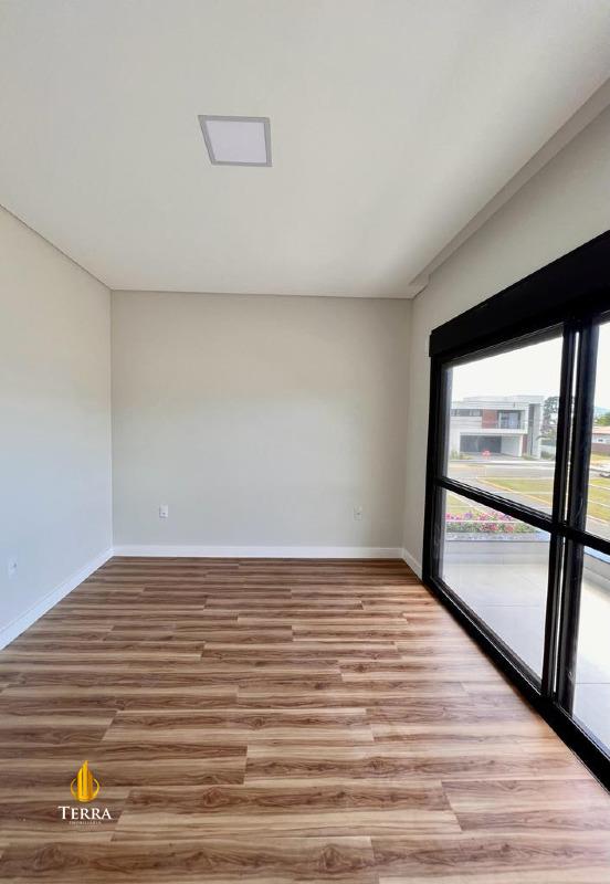 Condomínio Caledônia Private Village Casa em Condomínio com 4 quartos, Santa Regina: