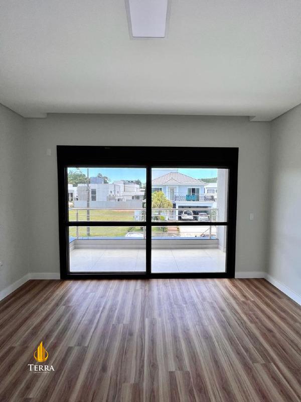 Condomínio Caledônia Private Village Casa em Condomínio com 4 quartos, Santa Regina: