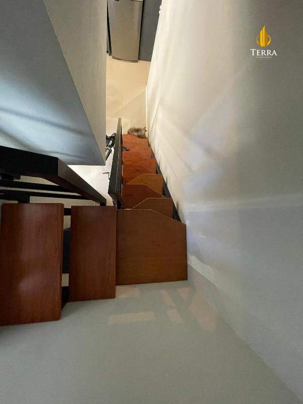 Edifício Amores Garden Apartamento com 2 quartos, Praia dos Amores: 