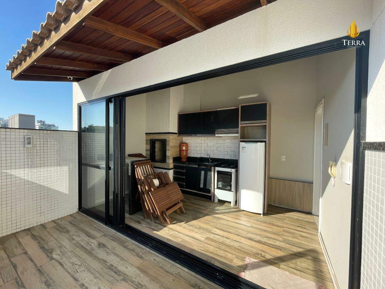 Edifício Amores Garden Apartamento com 2 quartos, Praia dos Amores: 