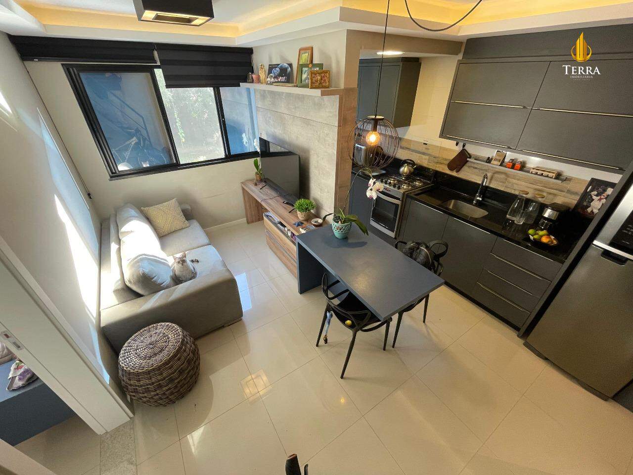 Edifício Amores Garden Apartamento com 2 quartos, Praia dos Amores: 