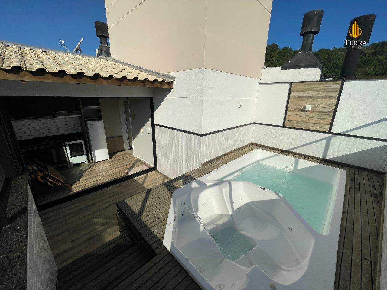 Edifício Amores Garden Apartamento com 2 quartos, Praia dos Amores: 