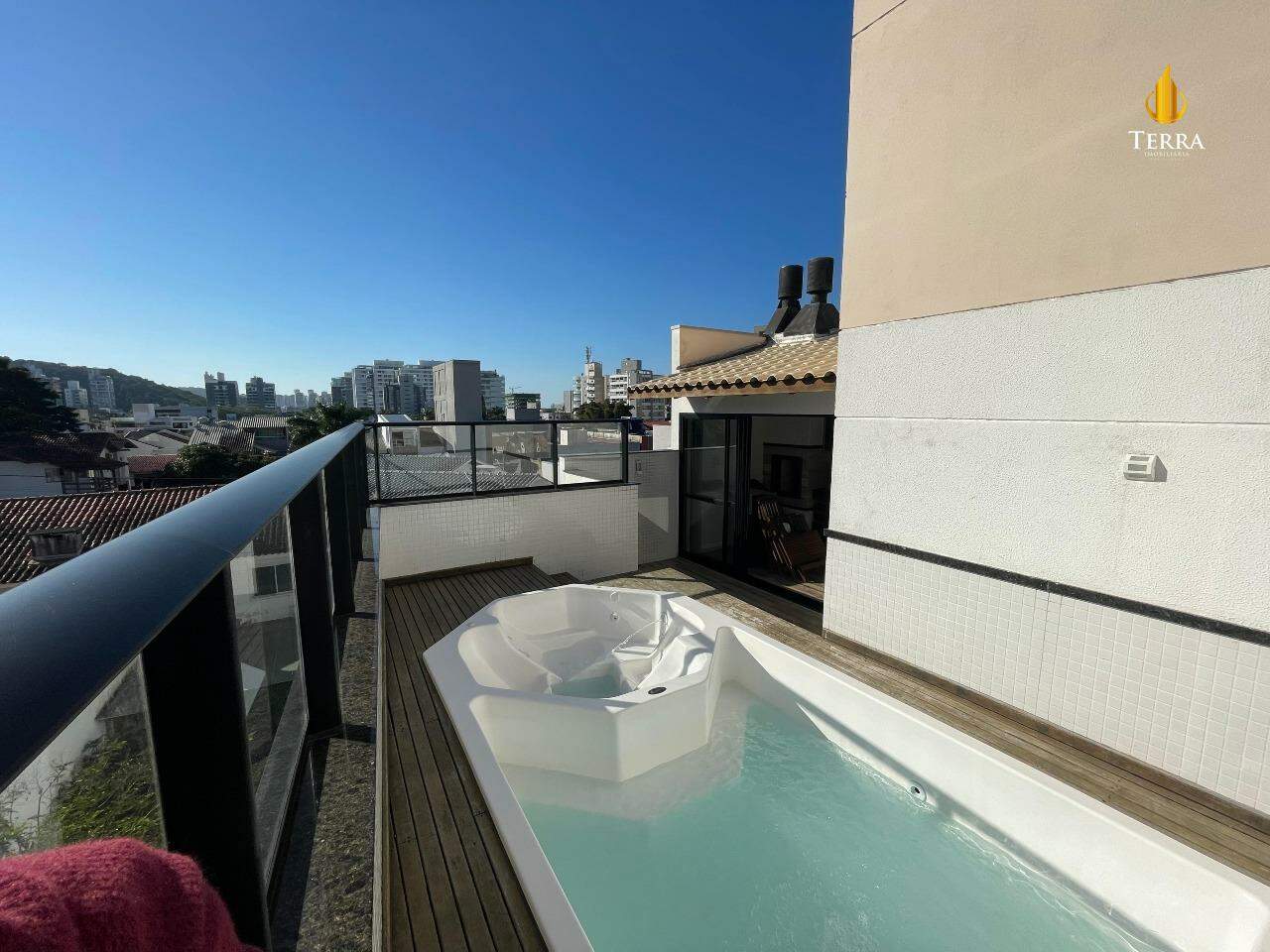 Edifício Amores Garden Apartamento com 2 quartos, Praia dos Amores: 
