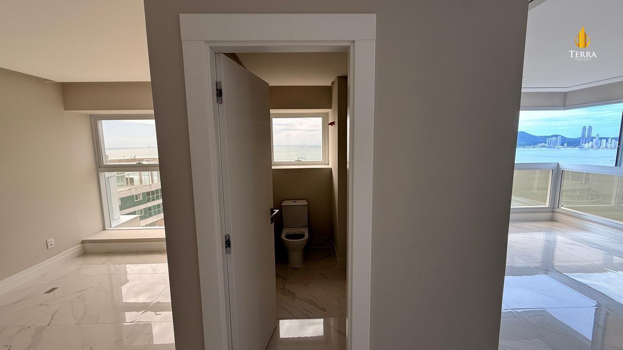 Edifício Blue Coast Apartamento com 3 quartos, Pioneiros: 