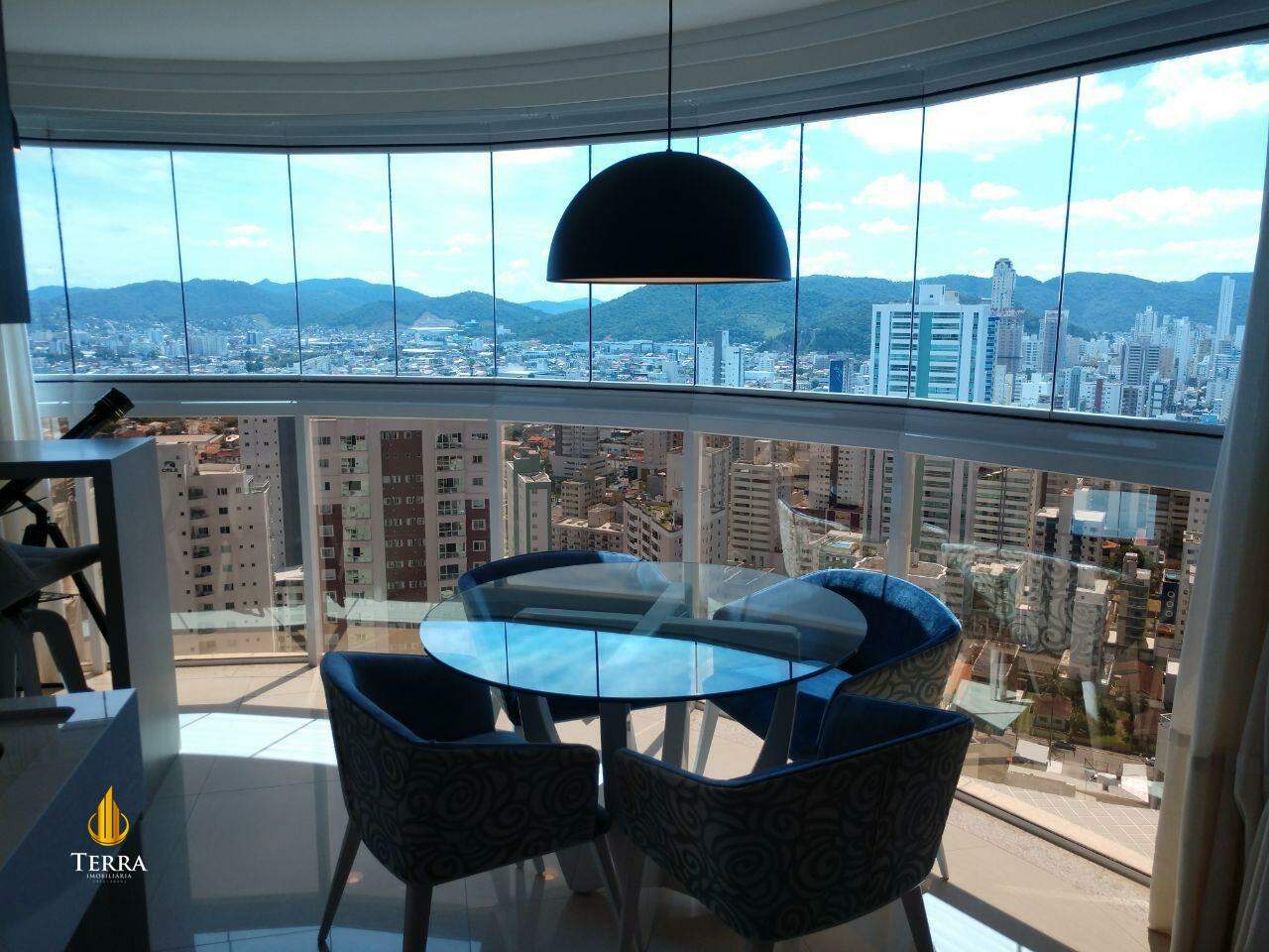 Edifício Blue Ocean Residence Apartamento com 3 quartos, Centro: