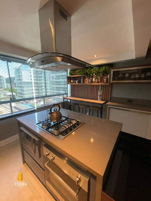Emerald Apartamento com 2 quartos, Praia Brava: 