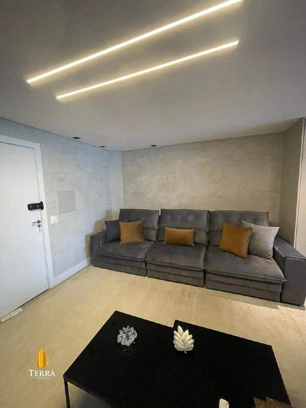 Emerald Apartamento com 2 quartos, Praia Brava: 