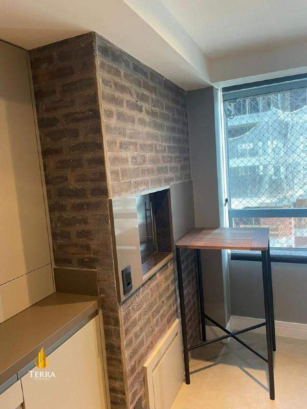 Emerald Apartamento com 2 quartos, Praia Brava: 