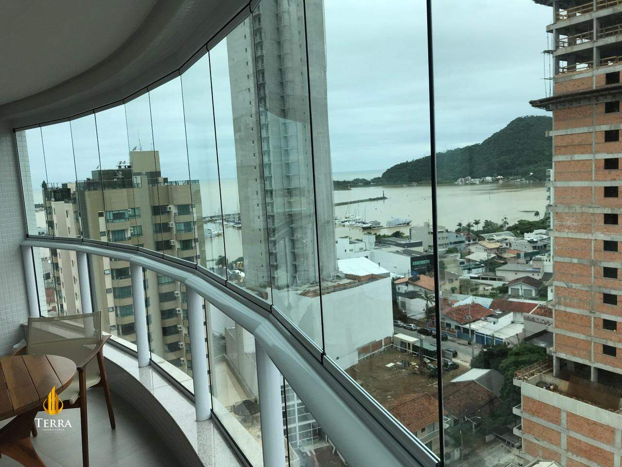 Residencial Valencia Apartamento com 3 quartos, Centro: 