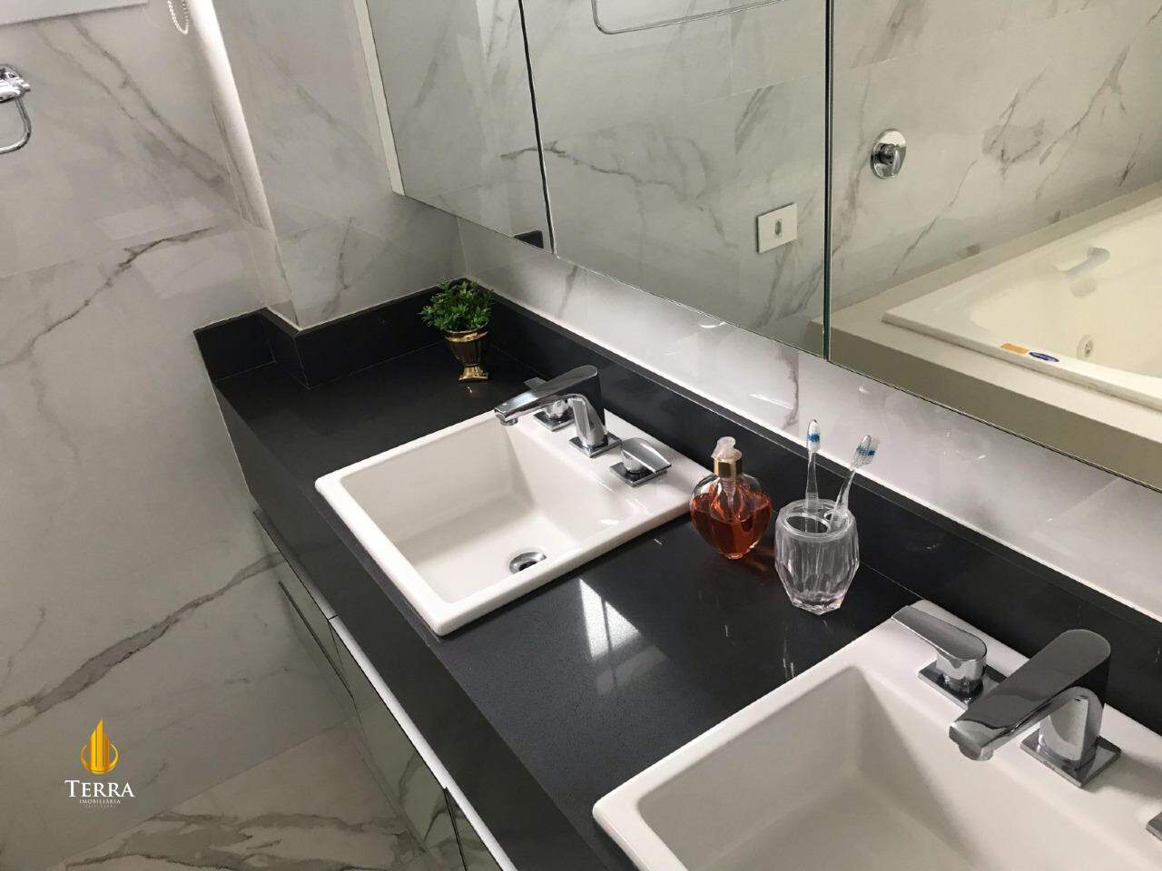 Residencial Valencia Apartamento com 3 quartos, Centro: 