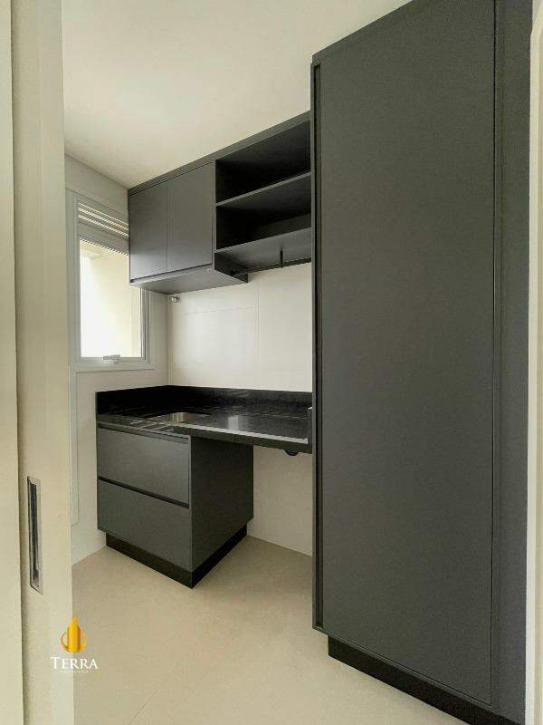 Hamptons Village Apartamento com 4 quartos, Centro: 