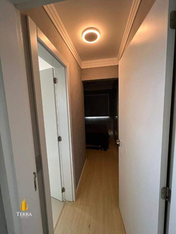 Emerald Apartamento com 2 quartos, Praia Brava: 