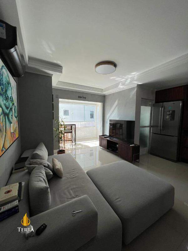 Emerald Apartamento com 2 quartos, Praia Brava: 