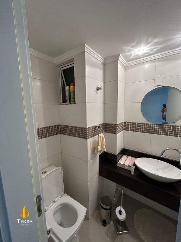 Emerald Apartamento com 3 quartos, Praia Brava: 