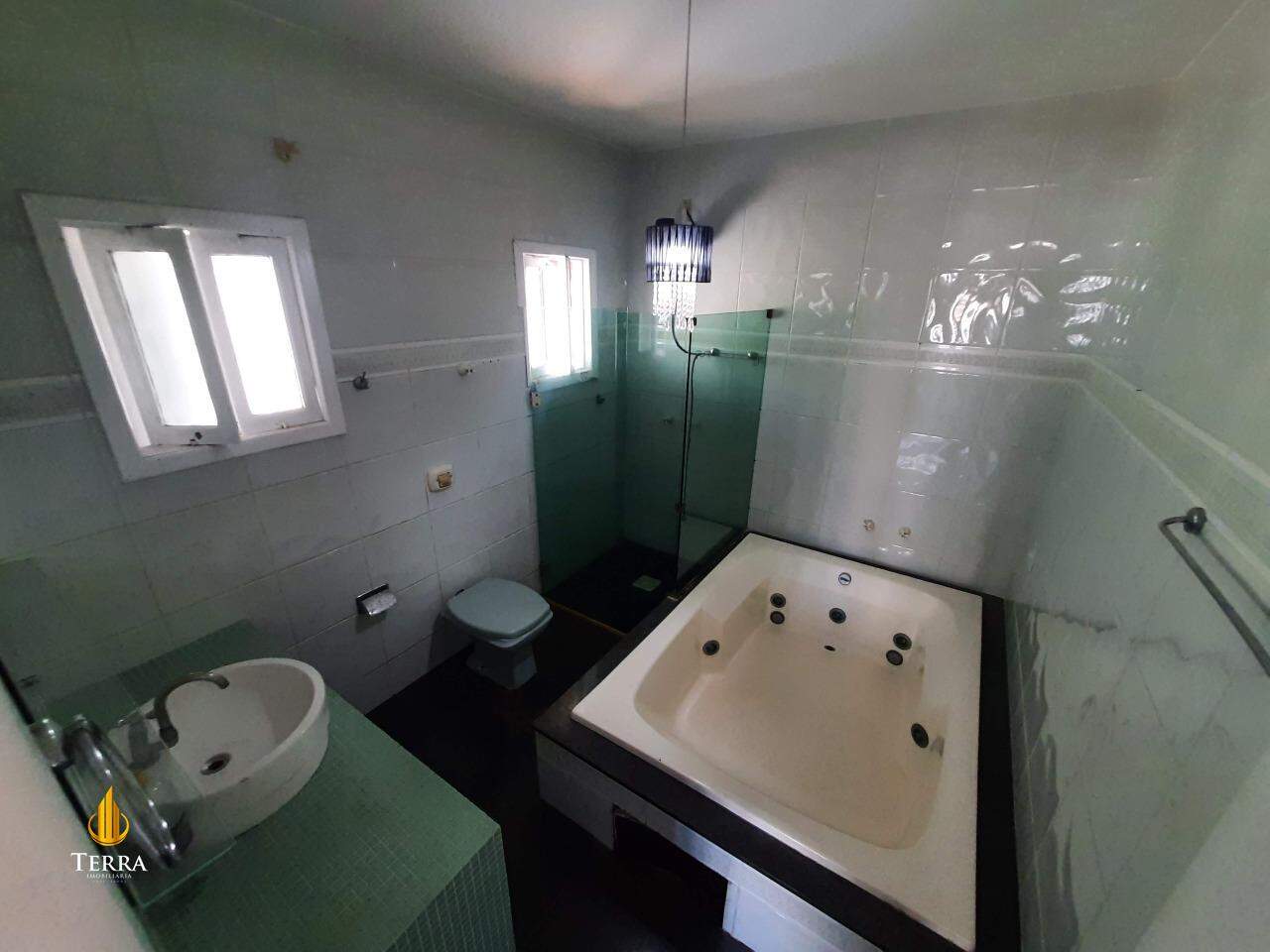  Casa com 5 quartos, Praia dos Amores: 