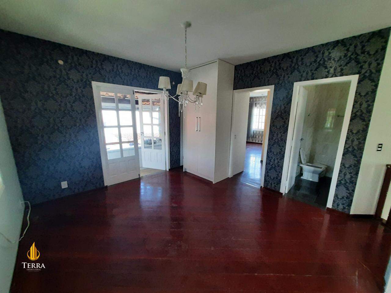  Casa com 5 quartos, Praia dos Amores: 