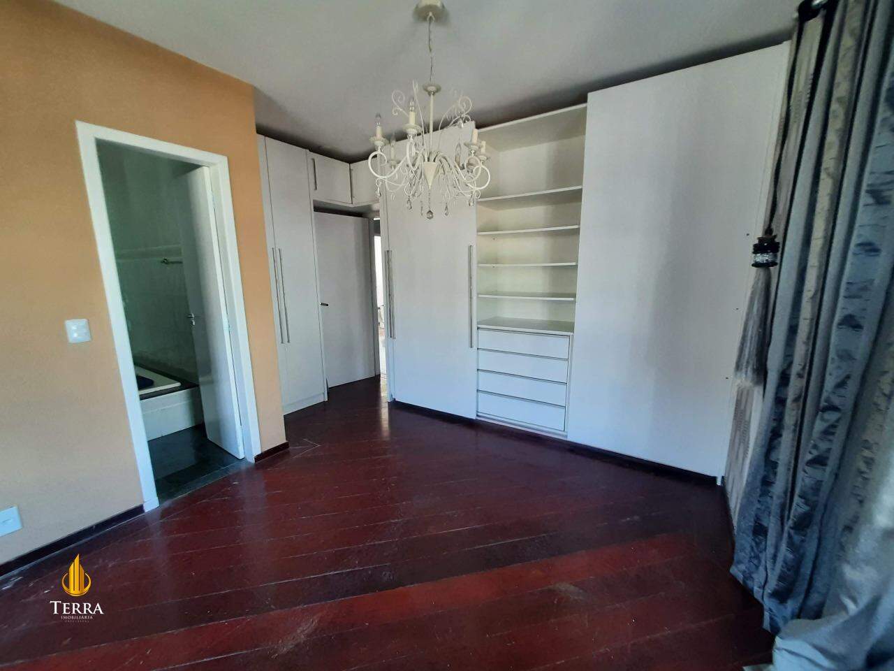  Casa com 5 quartos, Praia dos Amores: 