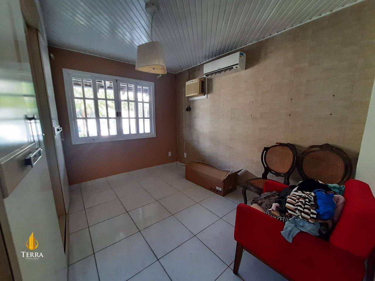  Casa com 5 quartos, Praia dos Amores: 