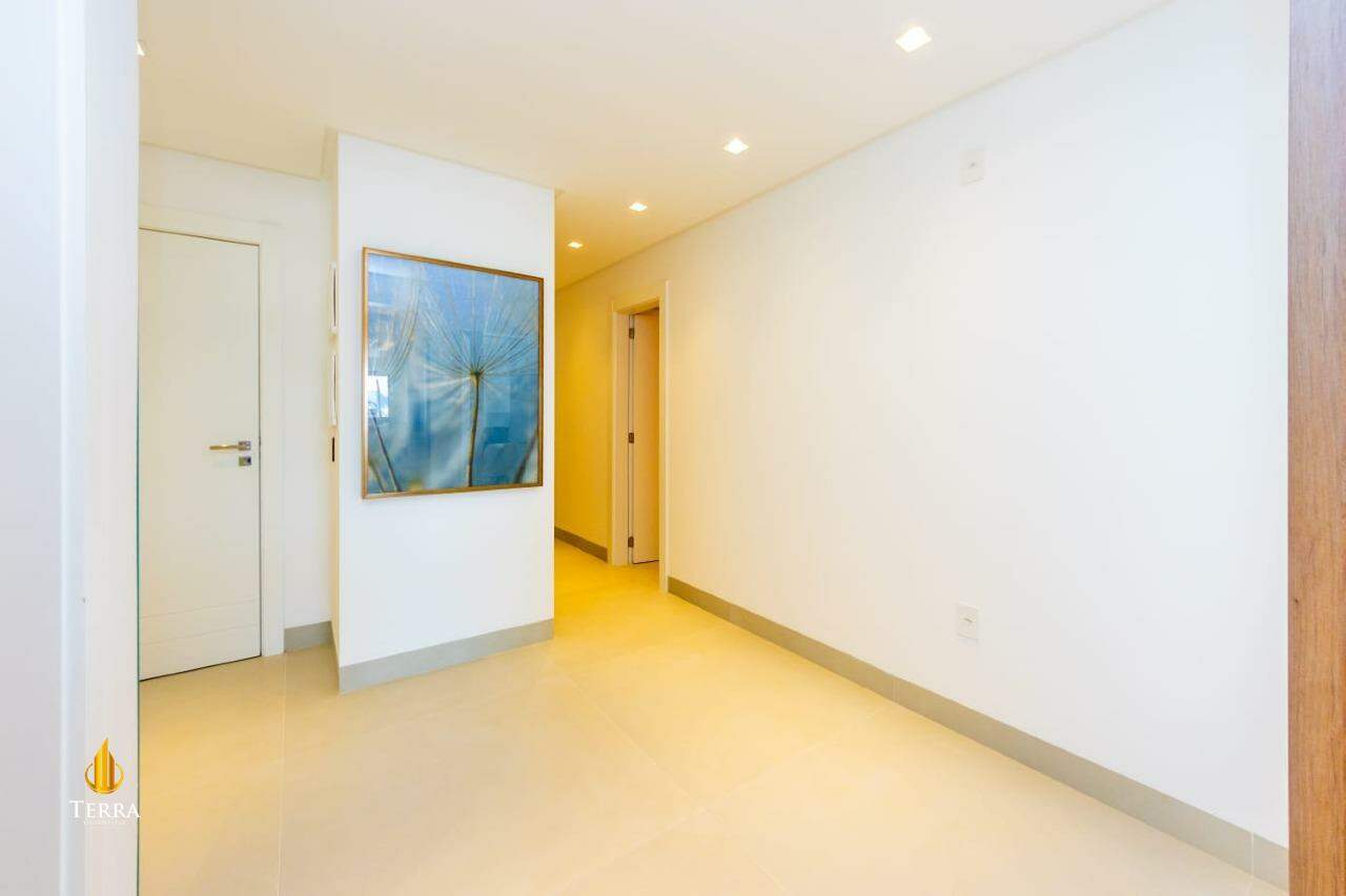 Edifício Venetian Apartamento com 3 quartos, Centro: