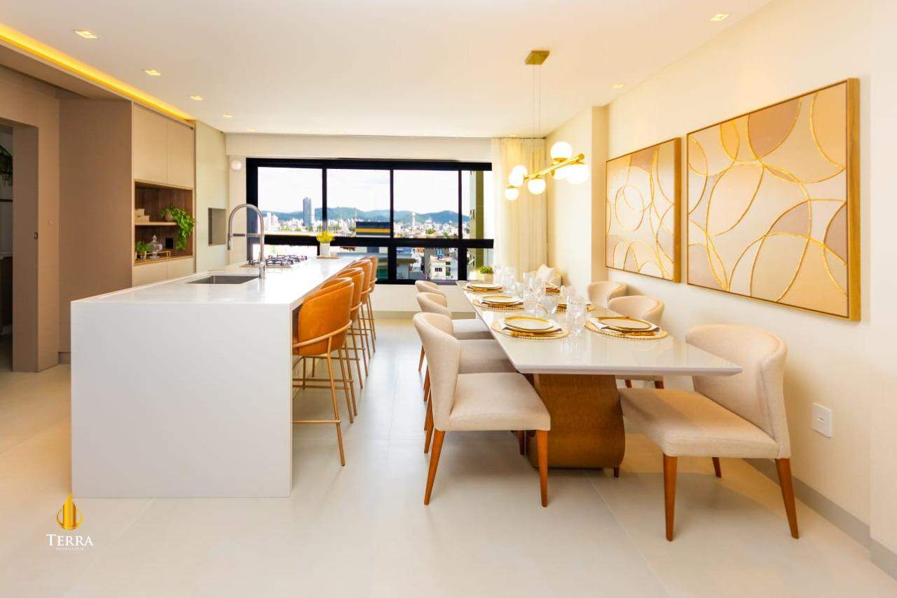 Edifício Venetian Apartamento com 3 quartos, Centro: 
