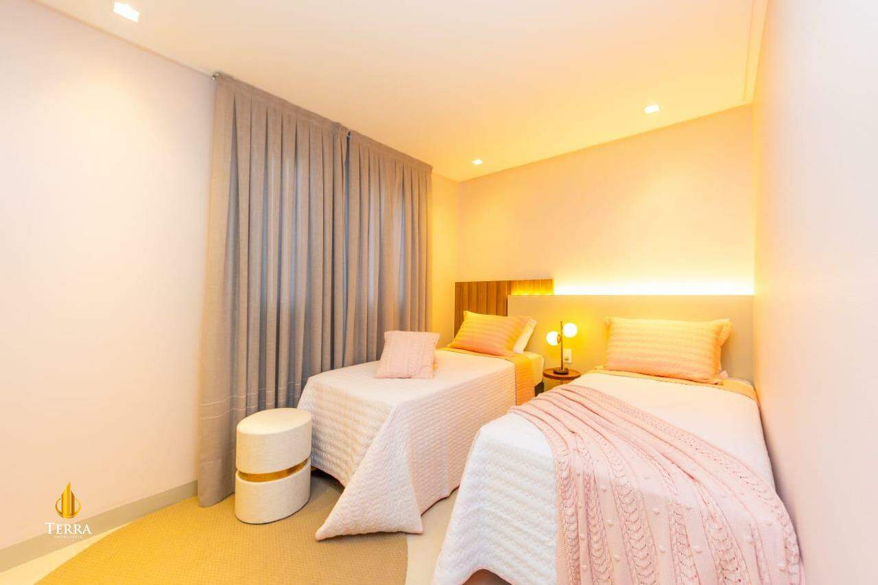 Edifício Venetian Apartamento com 3 quartos, Centro: 