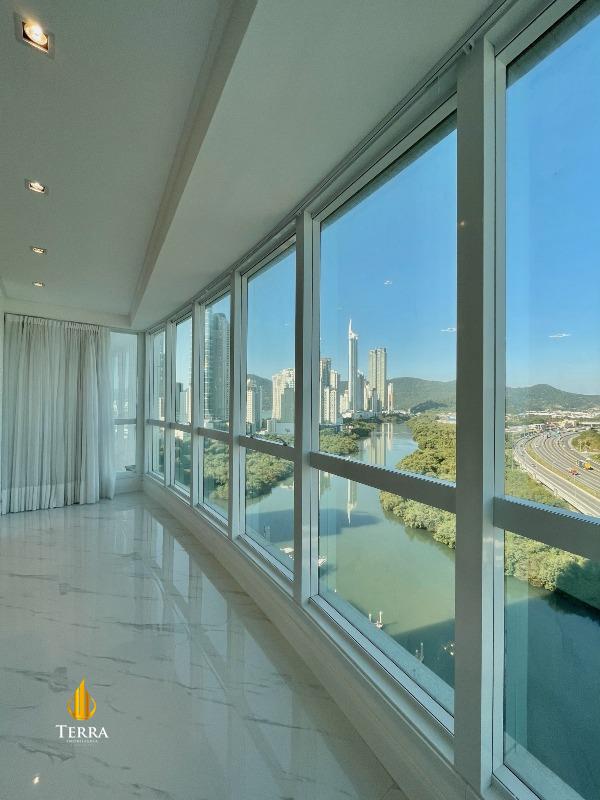 Marina Beach Towers Apartamento com 3 quartos, Centro: