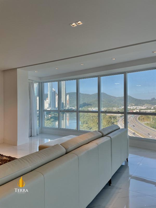 Marina Beach Towers Apartamento com 3 quartos, Centro: