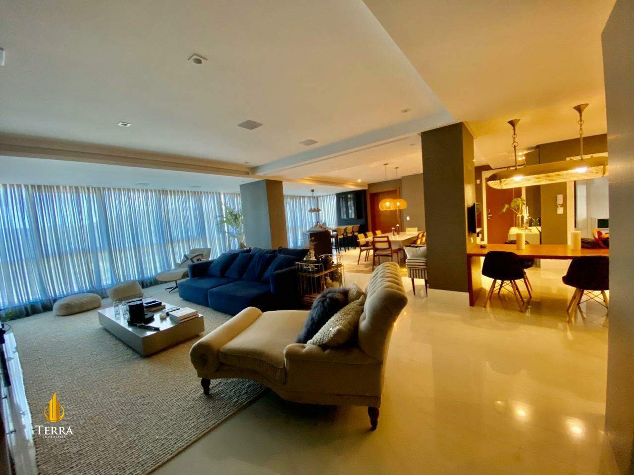 Marina Beach Towers Apartamento com 4 quartos, Centro: 